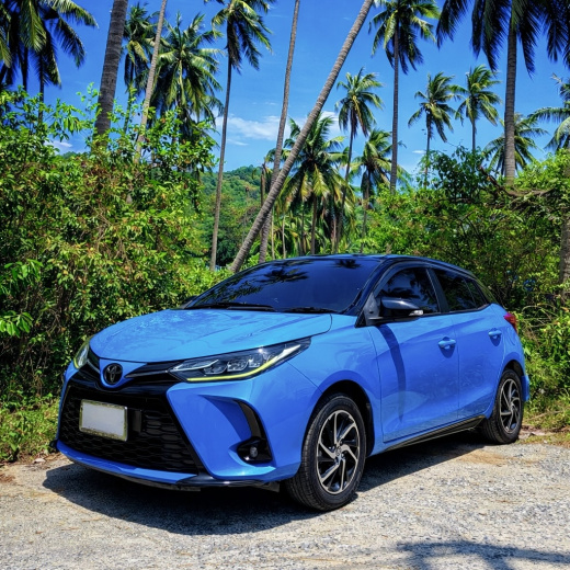 Toyota Yaris HB Blue