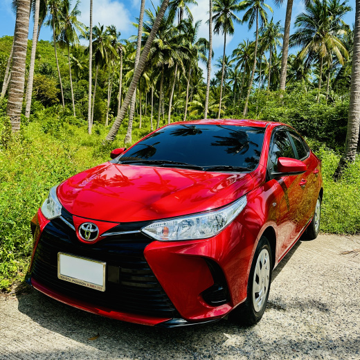 Toyota Yaris Ativ Red 2022