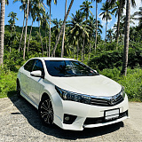 Toyota Altis White 2016