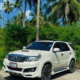 Toyota - Fortuner White