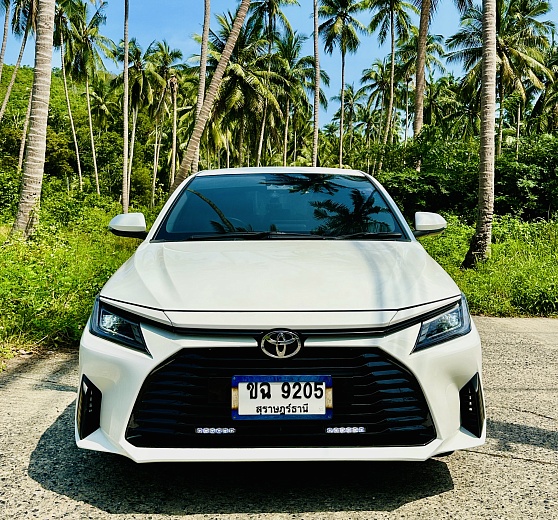 Арнеда Toyota Yaris Ativ White 2023 на Самуи