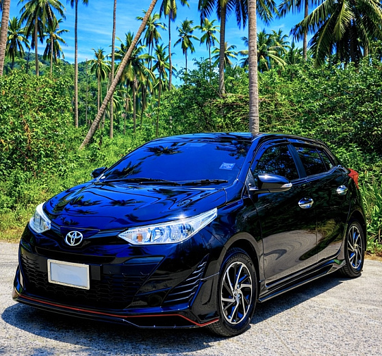Rental Toyota Yaris HB Black  Koh Samui