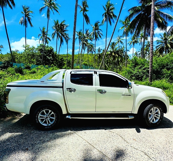 Арнеда Isuzu D-max White 2017 на Самуи