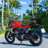 Honda CB 150R Red