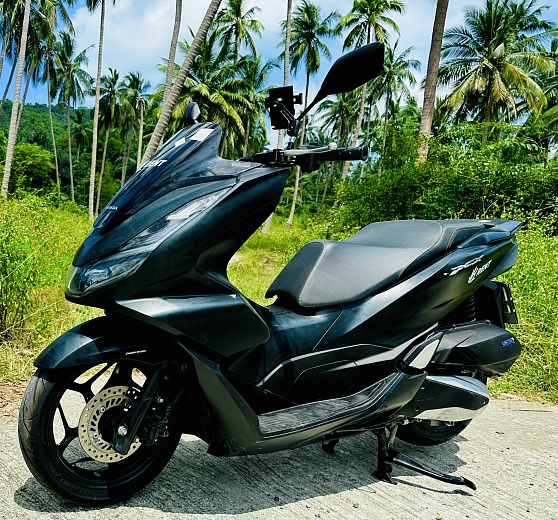 Арнеда Honda PCX 160 Black на Самуи